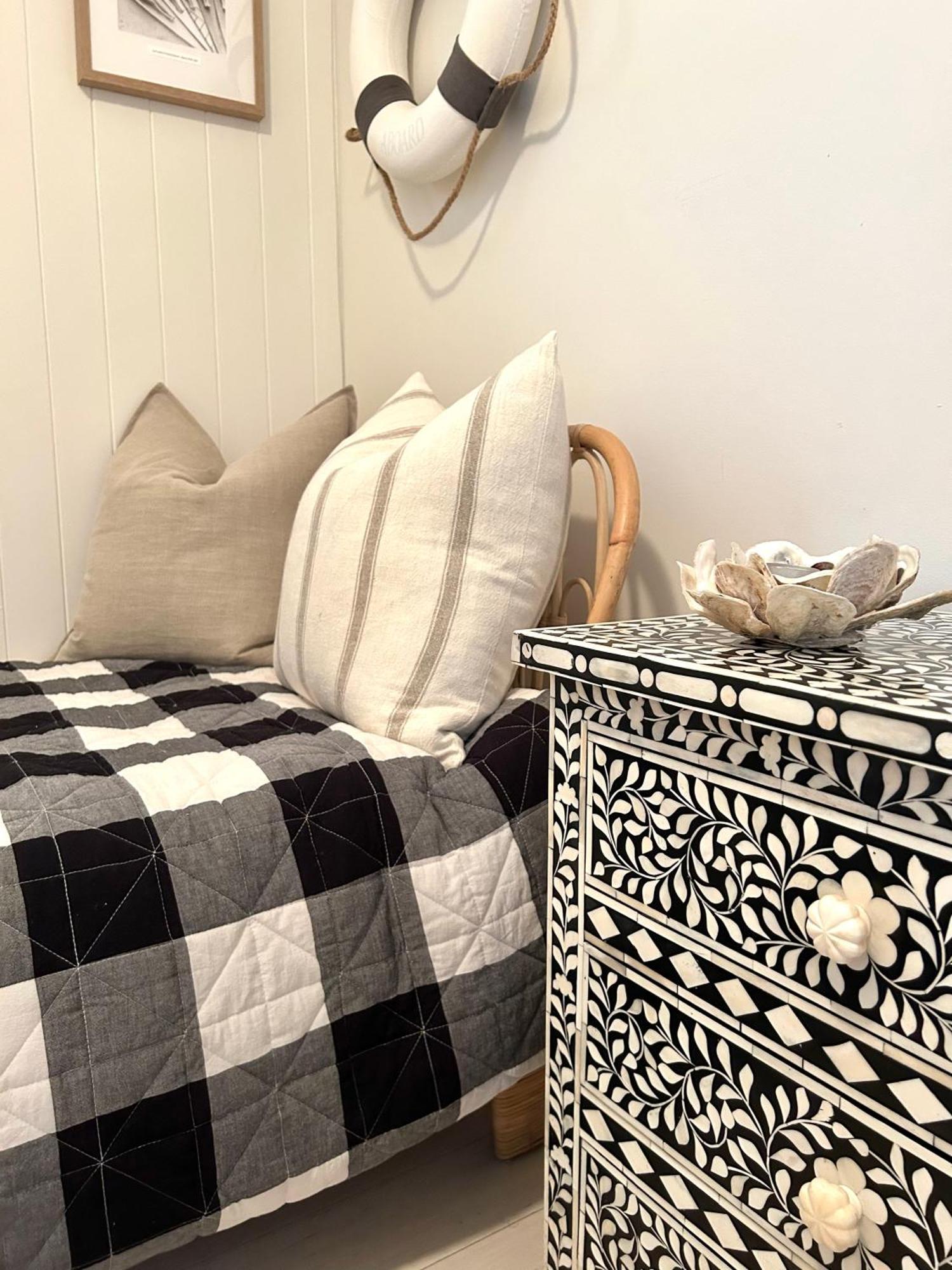 Cottage- The Islander Holiday home *